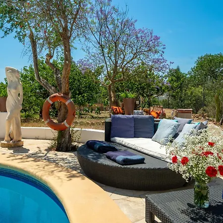 Truyet * Santa Eularia des Riu