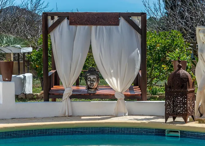 Truyet Villa Santa Eulària des Riu