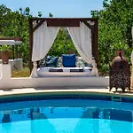 Truyet Vila Santa Eularia des Riu