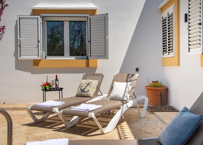 Truyet Villa Santa Eularia des Riu